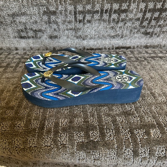 Tory Burch flip flops - Picture 1 of 9